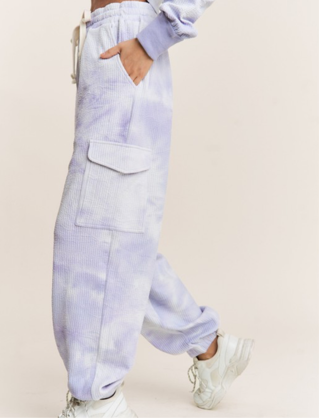 Tie-Dye Oversized Sweat Outfit
